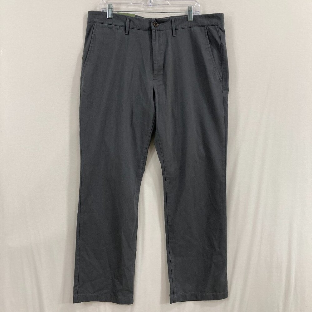New Goodfellow Pants size 38x30 Gray Straight Chino‎ The Every Wear Preppy